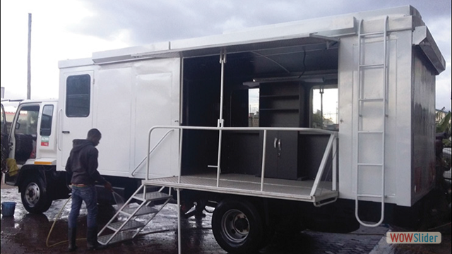 Truck Mobile Saloon